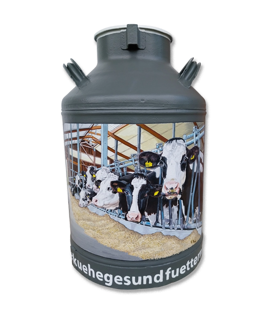 Bemalte Milchkanne - Kühe im Stall